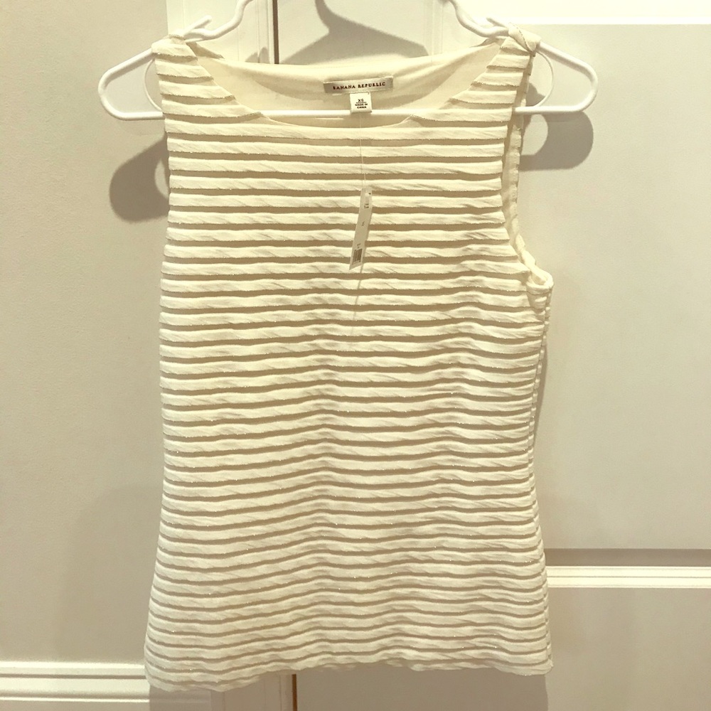 NWT Banana Republic Winter White Shell